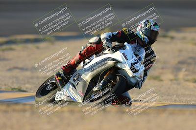 media/Oct-06-2024-Race Pace (Sun) [[d7d39ec7ad]]/1-Turn 10 (730am)/